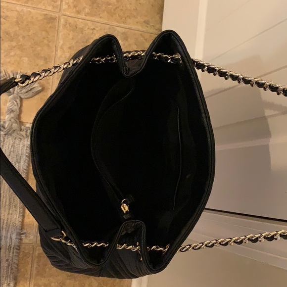 Victoria Secret Bag - Picture 3 of 3